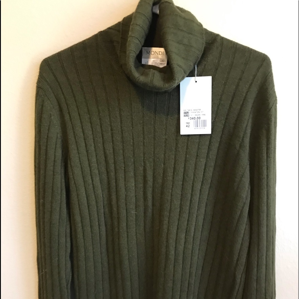 Mondi woman’s rib turtle neck sweater